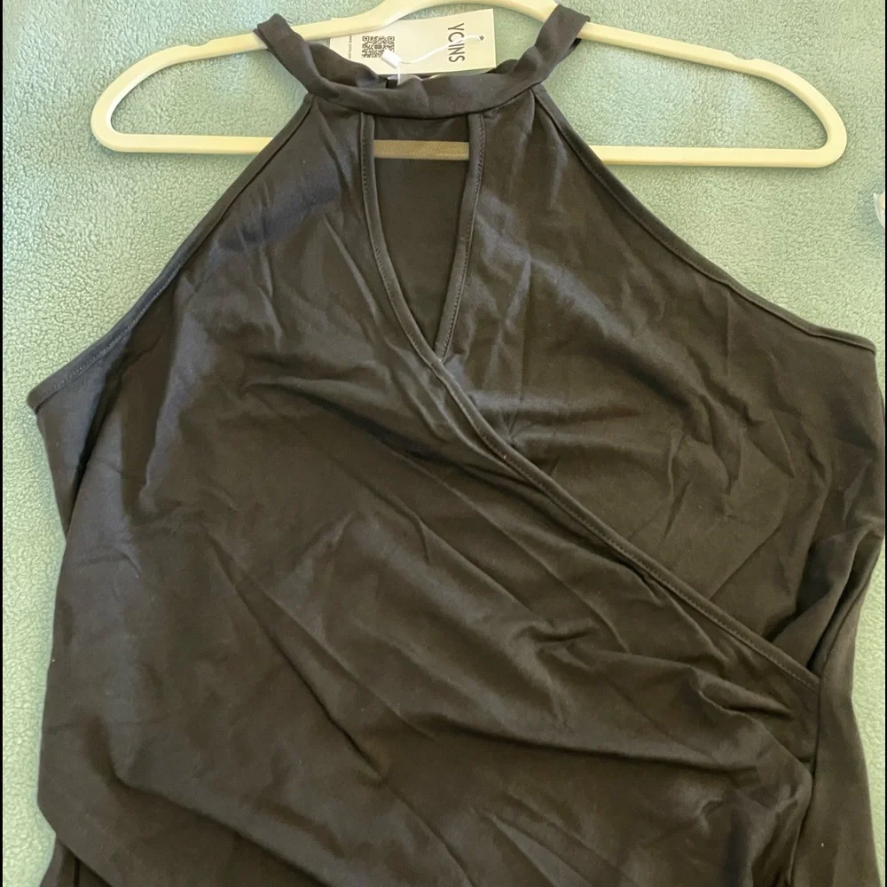 Halter Style Top - Picture 4 of 8